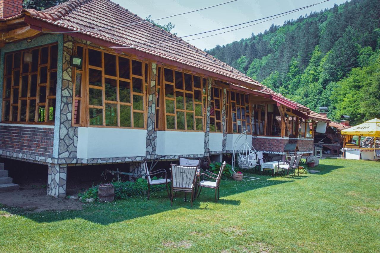 Rafting Kamp Dvije Vrbe Hotel Foca Kültér fotó